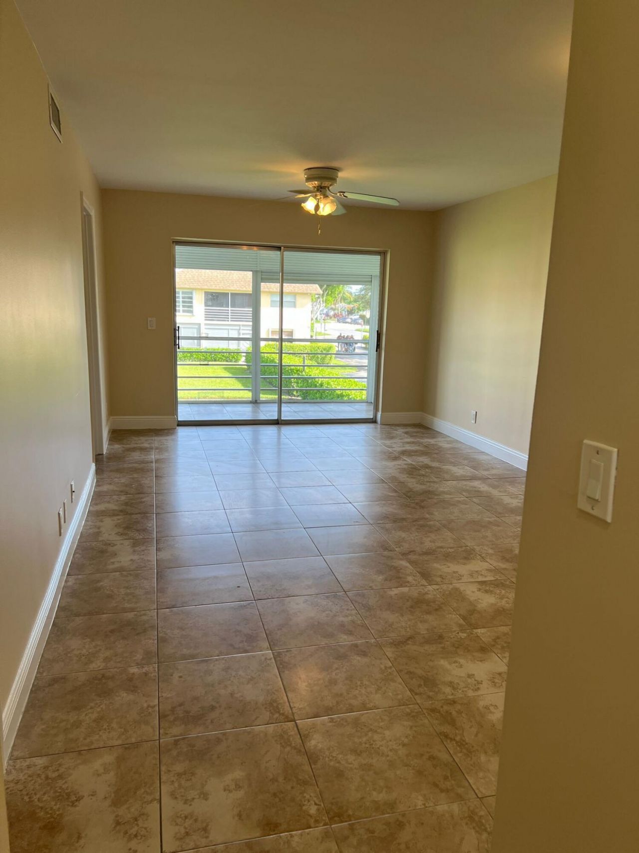 9851 Sandalfoot Boulevard, Unit 212, Boca Raton, FL 33428 Photo