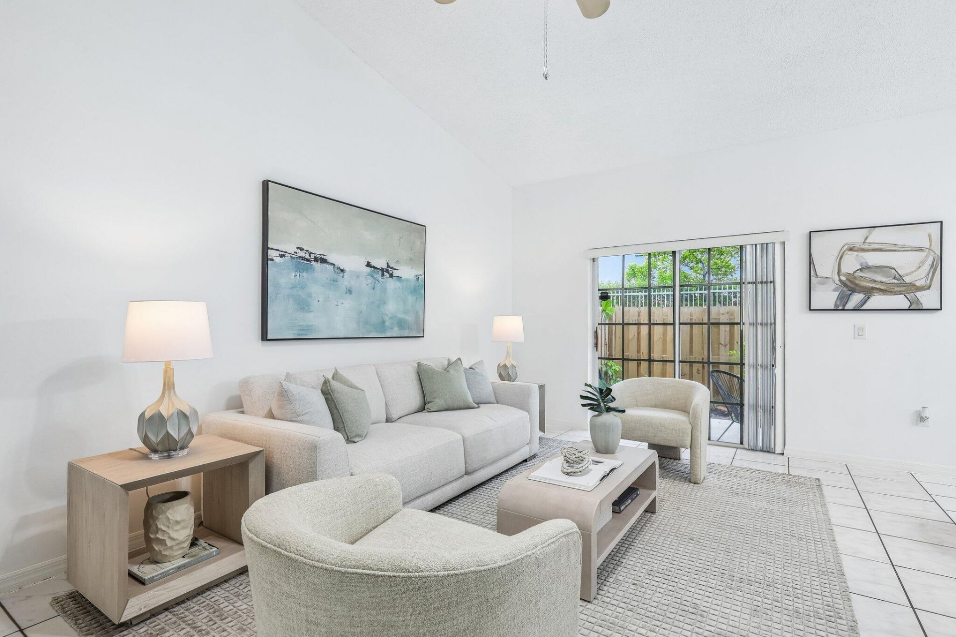 980 NE 212th Terrace, Unit 980-01, Miami, FL 33179 Photo