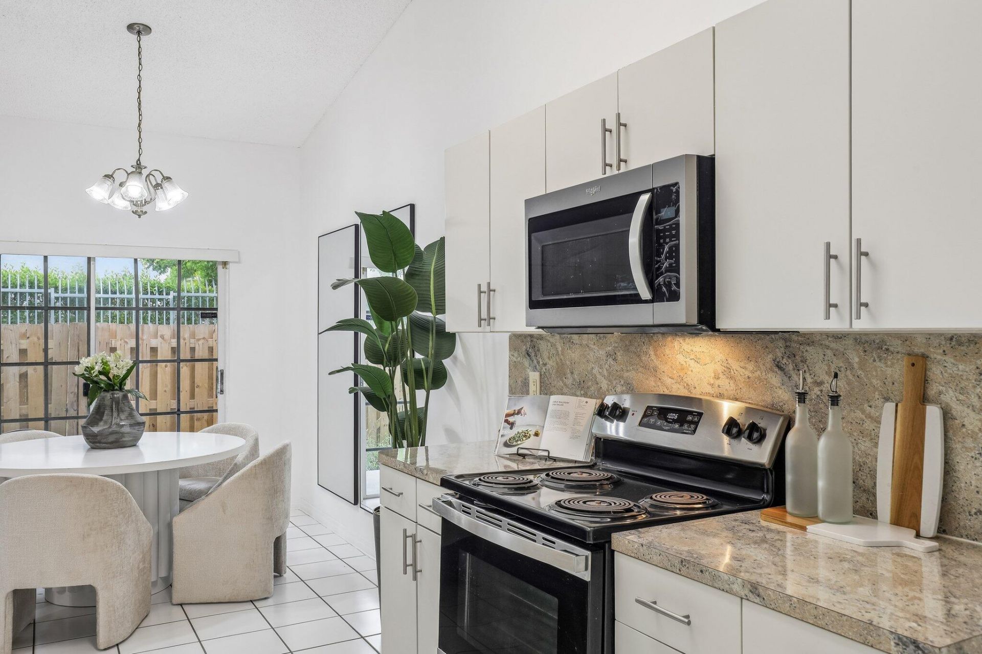 980 NE 212th Terrace, Unit 980-01, Miami, FL 33179 Photo