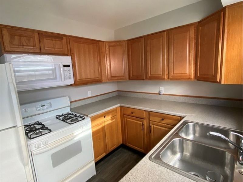 526 N Firestone Boulevard, Akron, OH 44301 Photo 16
