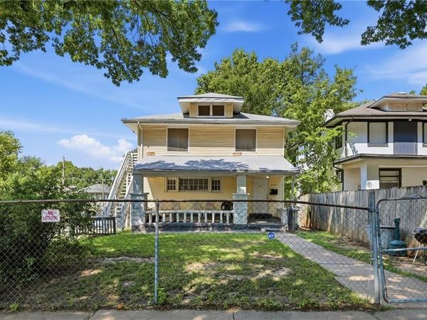 3744 Benton Boulevard, Kansas City, MO 64128