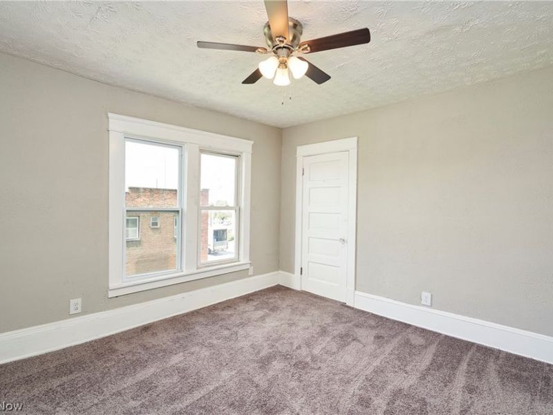 9100 Miles Avenue, Cleveland, OH 44105 Photo 11