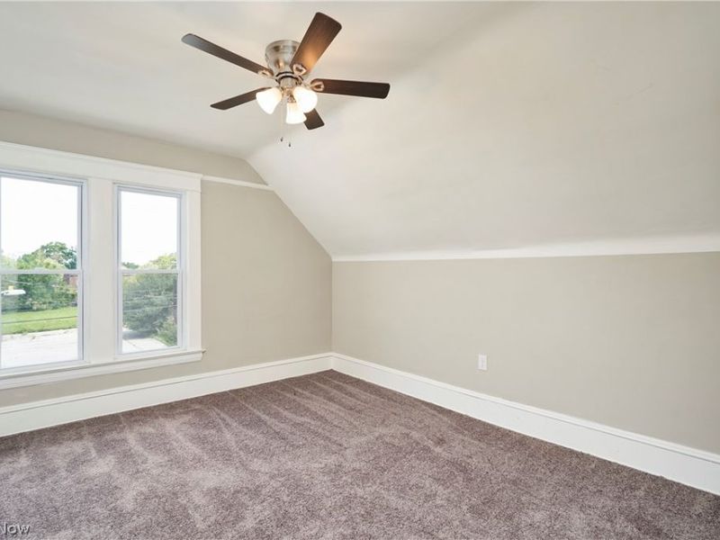 9100 Miles Avenue, Cleveland, OH 44105 Photo 14