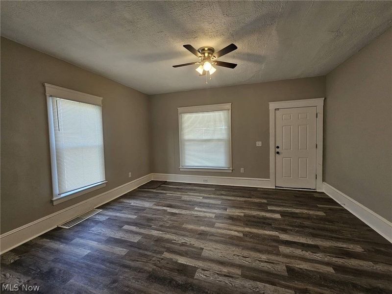 9100 Miles Avenue, Cleveland, OH 44105 Photo 17
