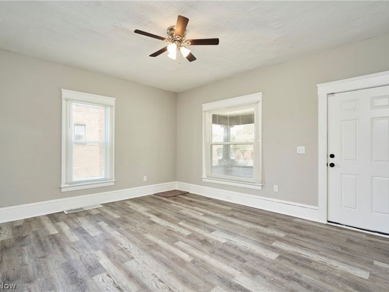 9100 Miles Avenue, Cleveland, OH 44105 Photo 18