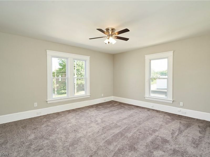 9100 Miles Avenue, Cleveland, OH 44105 Photo 20