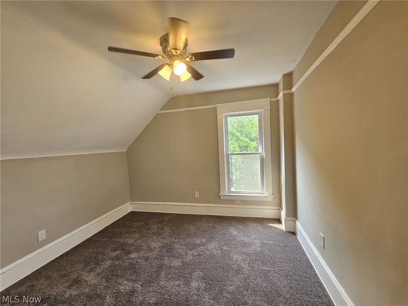 9100 Miles Avenue, Cleveland, OH 44105 Photo 23