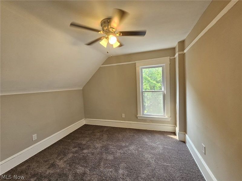 9100 Miles Avenue, Cleveland, OH 44105 Photo 25