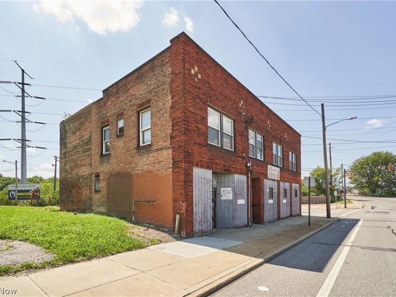 9100 Miles Avenue, Cleveland, OH 44105 Photo 31