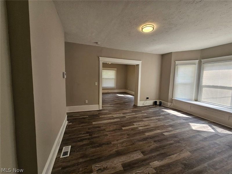 9100 Miles Avenue, Cleveland, OH 44105 Photo 33