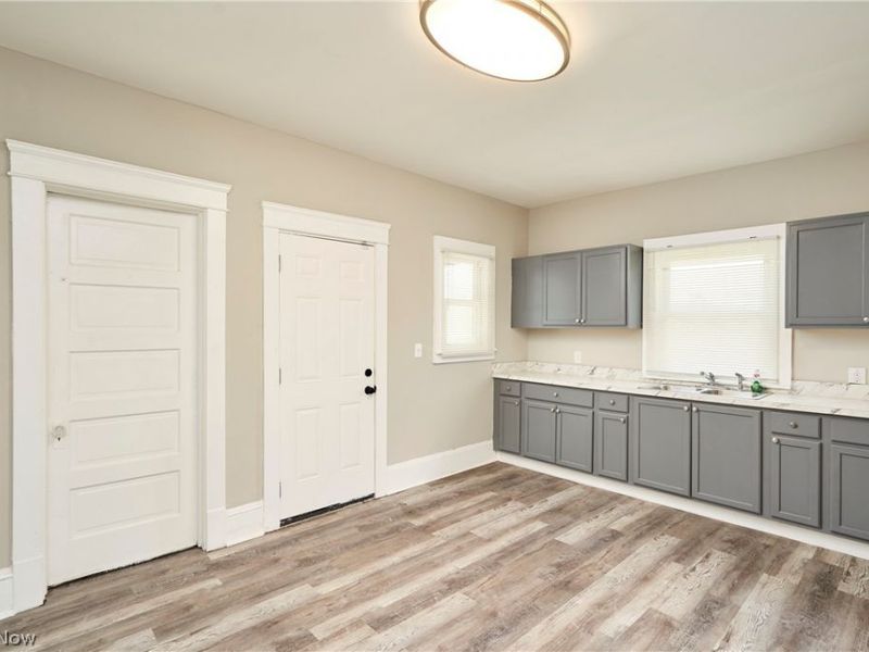 9100 Miles Avenue, Cleveland, OH 44105 Photo 5