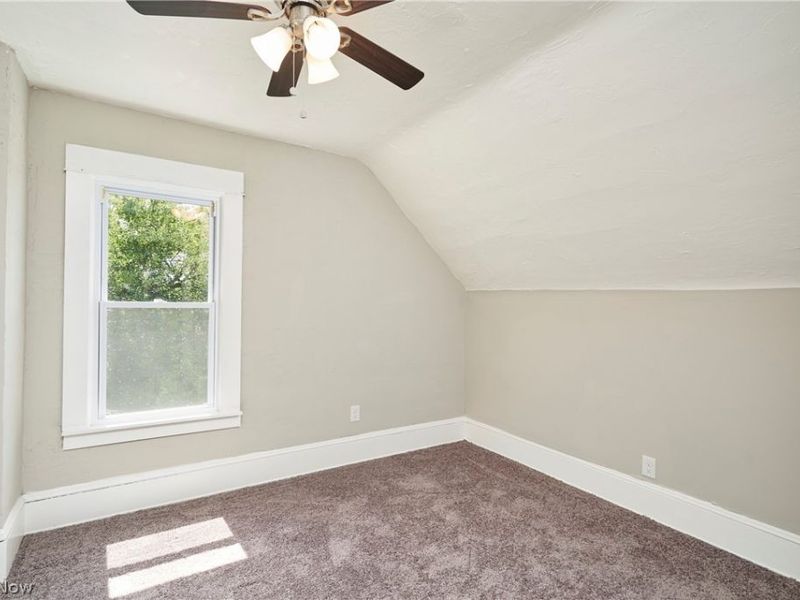 9100 Miles Avenue, Cleveland, OH 44105 Photo 9