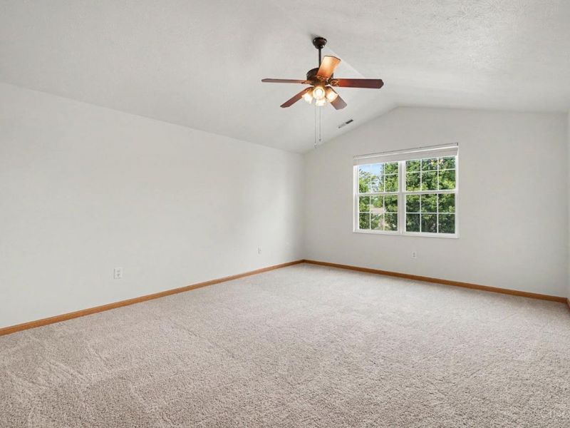 357 Hartford Court, Hamilton Twp, OH 45039 Photo 15