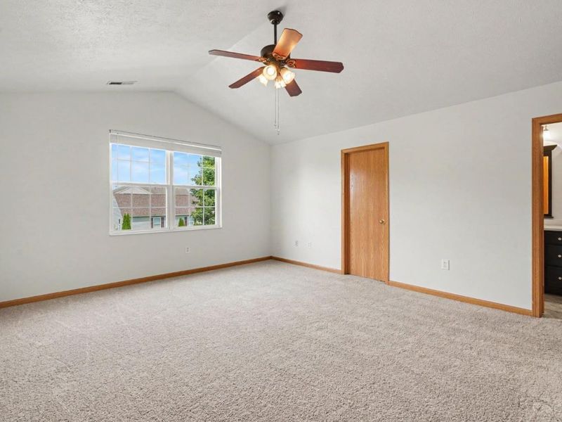 357 Hartford Court, Hamilton Twp, OH 45039 Photo 16