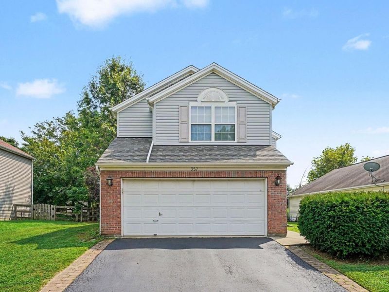 357 Hartford Court, Hamilton Twp, OH 45039 Photo 2