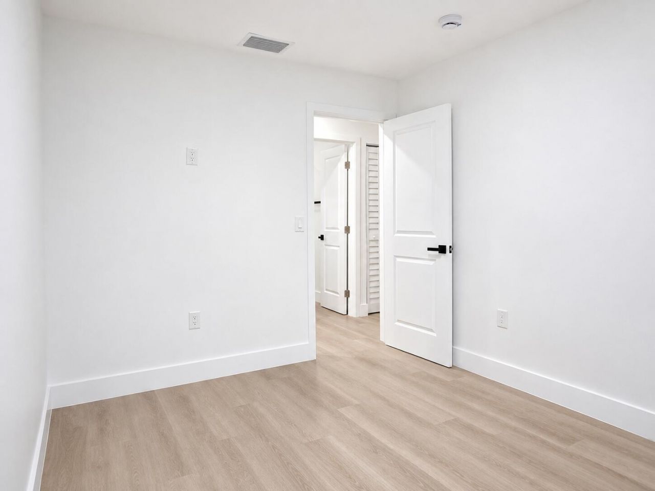 2013 Longwood Road, West Palm Beach, FL 33409 Photo