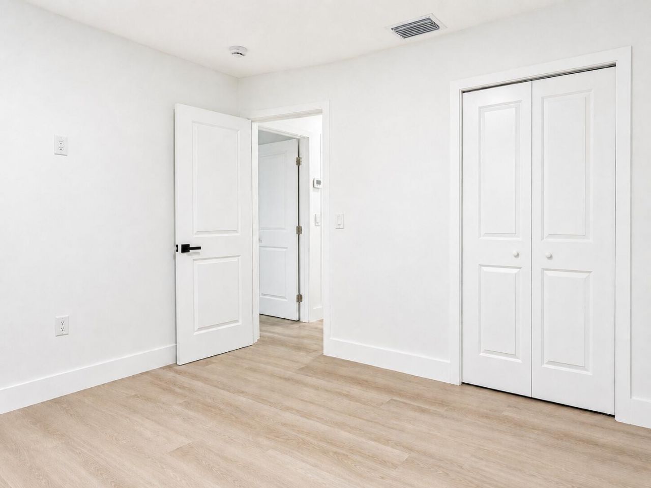 2013 Longwood Road, West Palm Beach, FL 33409 Photo
