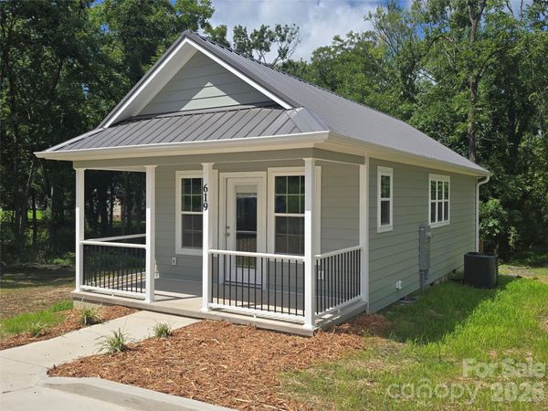619 Railroad Avenue , Troy, NC 27371