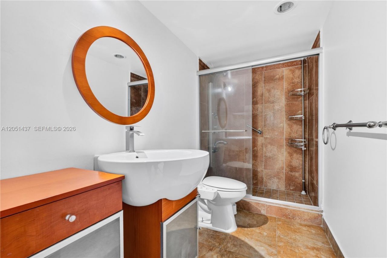 19380 Collins Ave , Unit 1103, Sunny Isles Beach, FL 33160 Photo