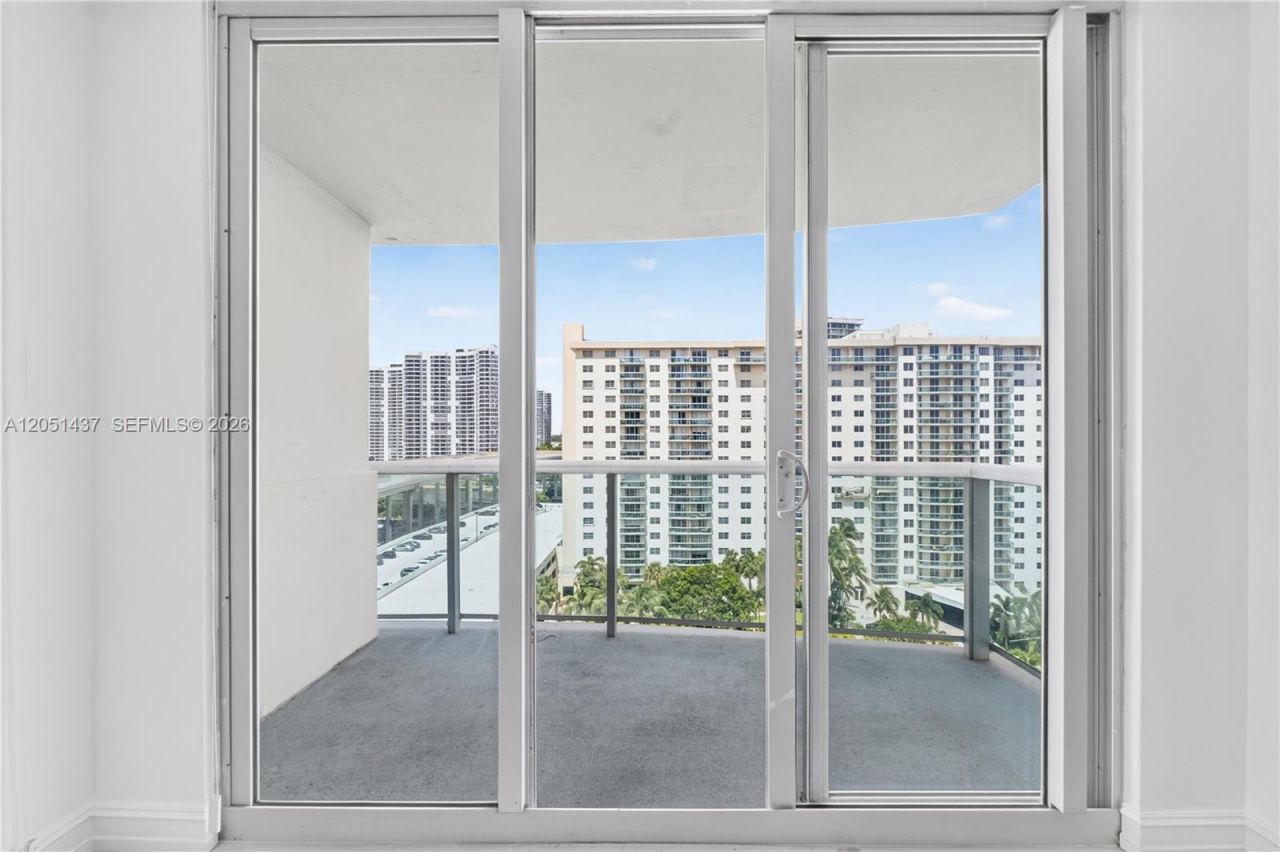 19380 Collins Ave , Unit 1103, Sunny Isles Beach, FL 33160 Photo