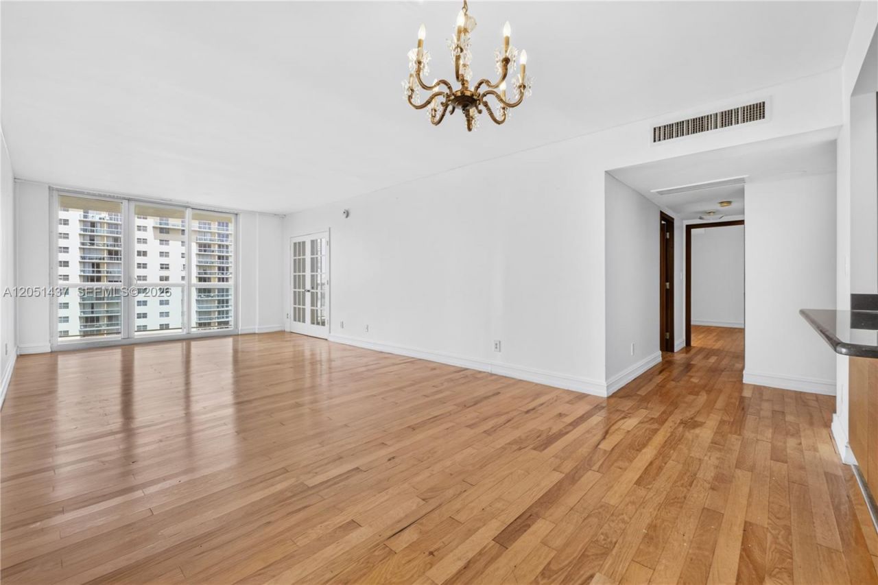 19380 Collins Ave , Unit 1103, Sunny Isles Beach, FL 33160 Photo