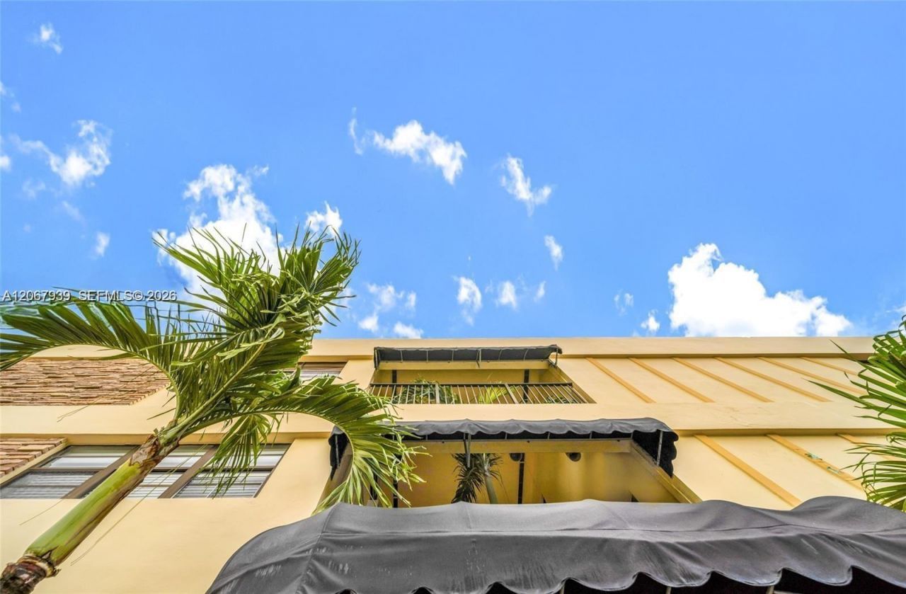 7845 NE Bayshore Ct, Unit 12A, Miami, FL 33138 Photo