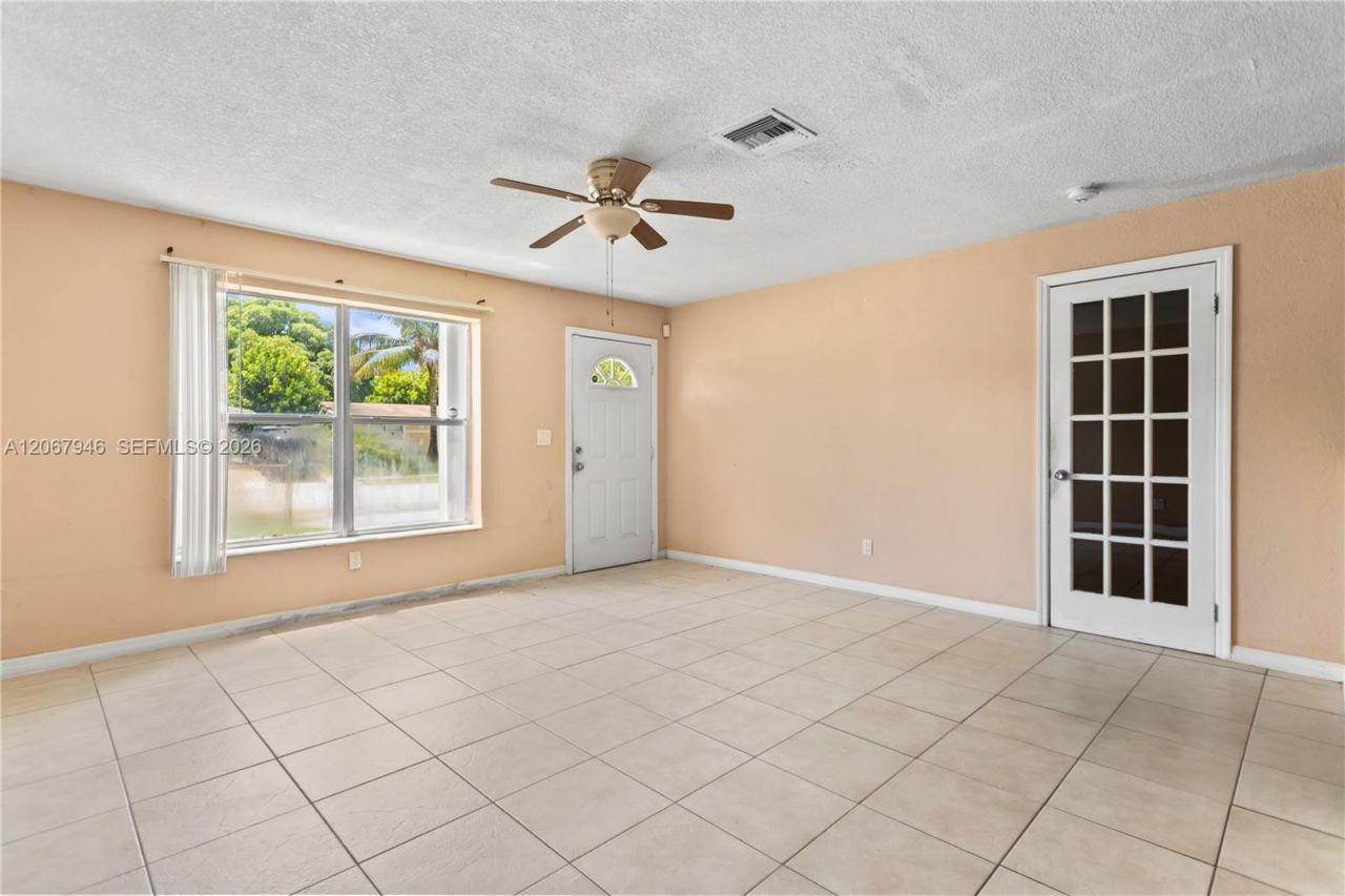 2030 NW 29th Ter , Fort Lauderdale, FL 33311 Photo