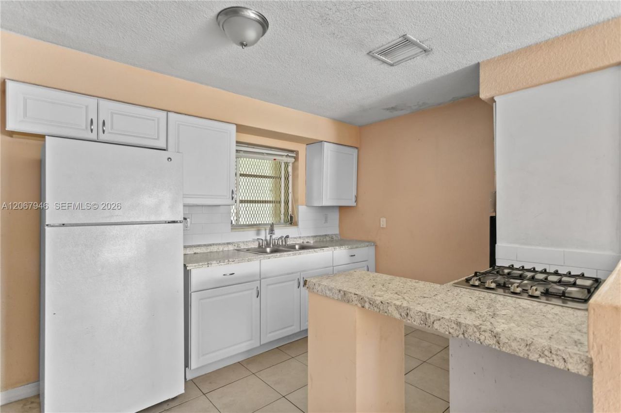 2030 NW 29th Ter , Fort Lauderdale, FL 33311 Photo