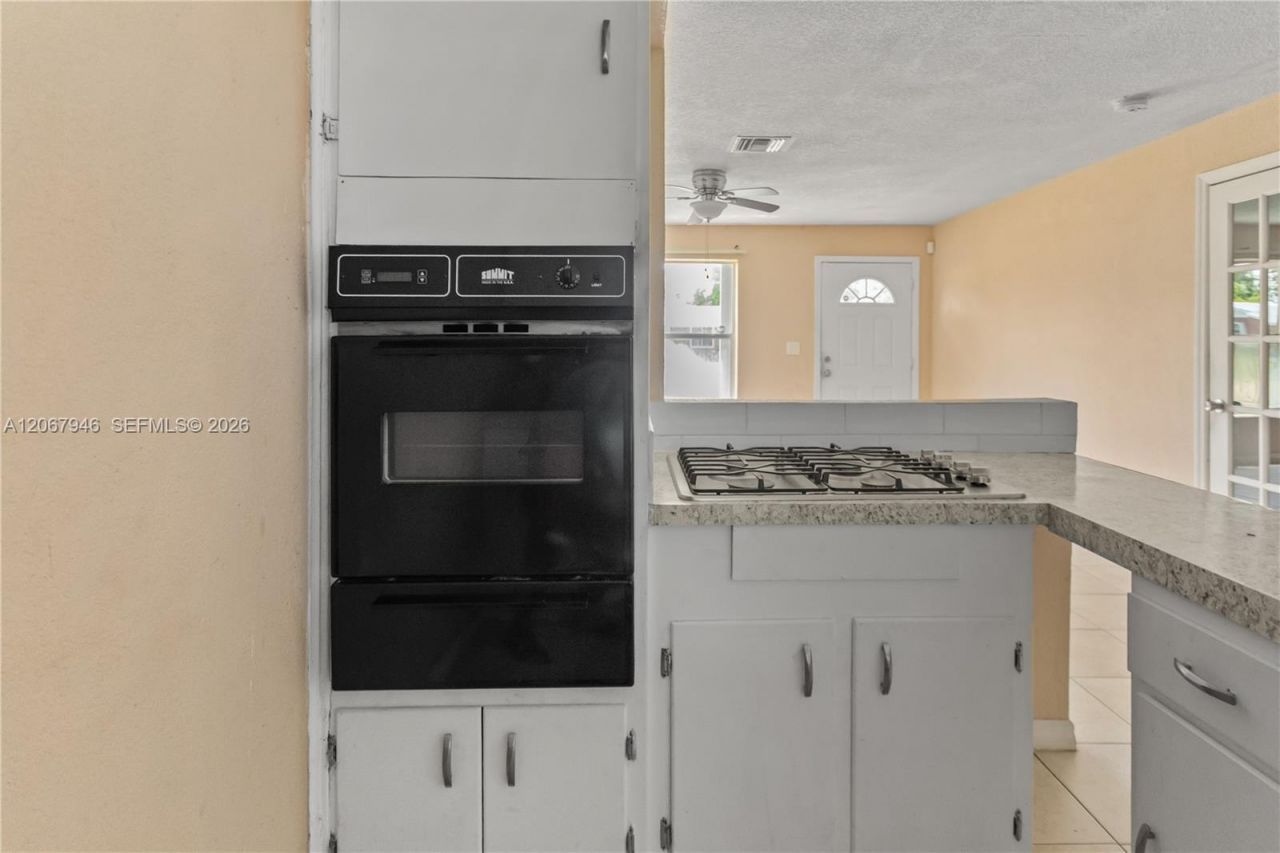 2030 NW 29th Ter , Fort Lauderdale, FL 33311 Photo