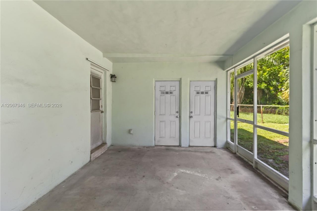 2030 NW 29th Ter , Fort Lauderdale, FL 33311 Photo