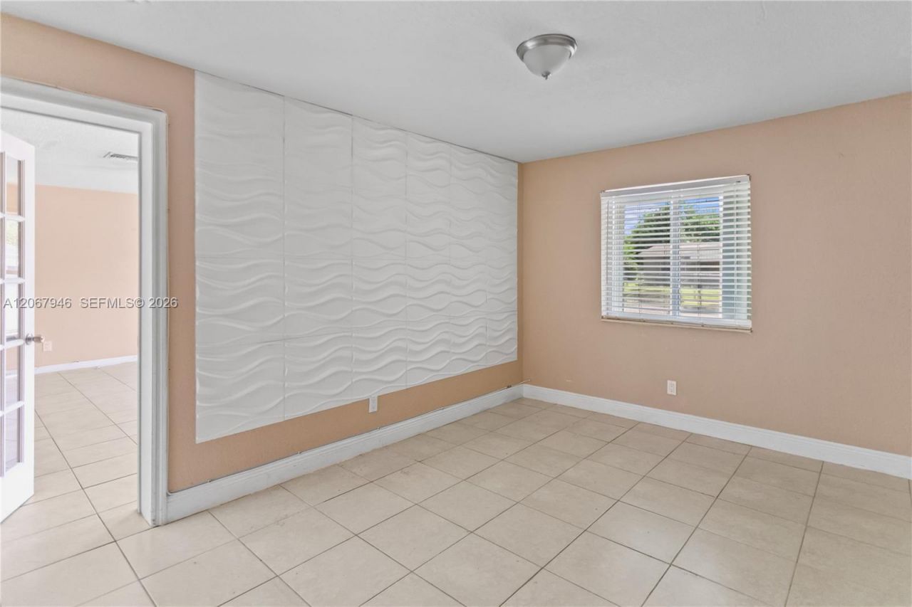 2030 NW 29th Ter , Fort Lauderdale, FL 33311 Photo