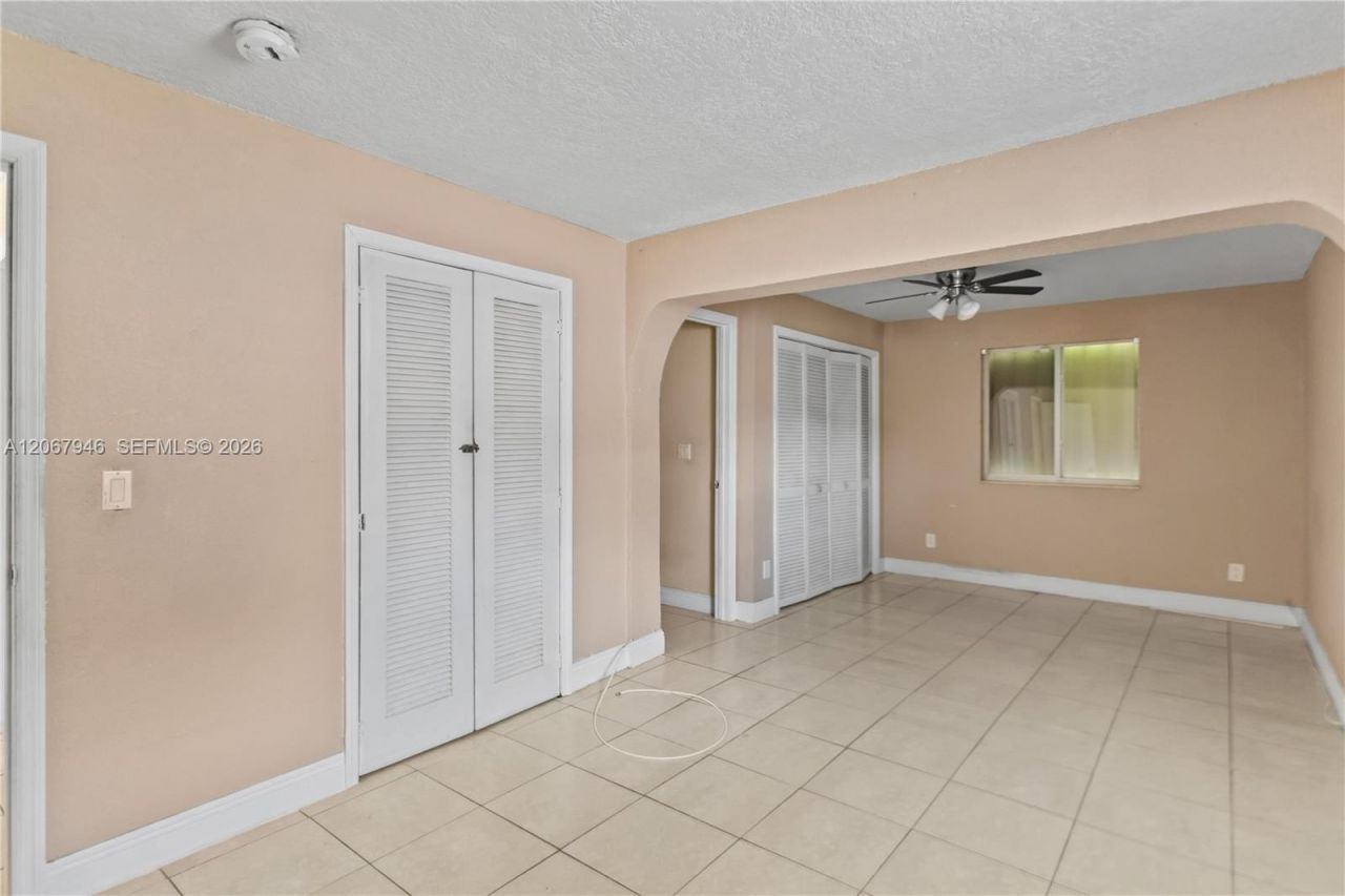 2030 NW 29th Ter , Fort Lauderdale, FL 33311 Photo