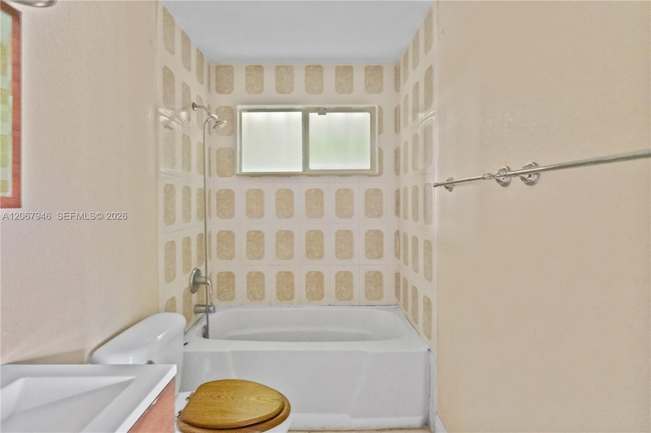 2030 NW 29th Ter , Fort Lauderdale, FL 33311 Photo