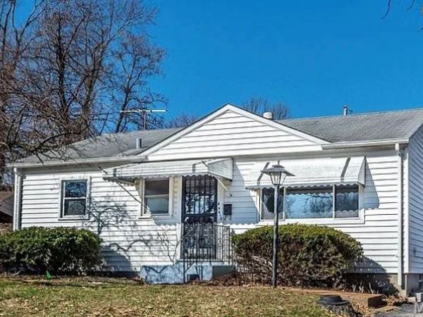 9618 De Porres Lane , St Louis, MO 63114