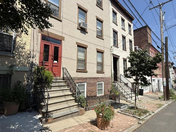 31 Elm Street, Unit Garden, Albany, NY 12202