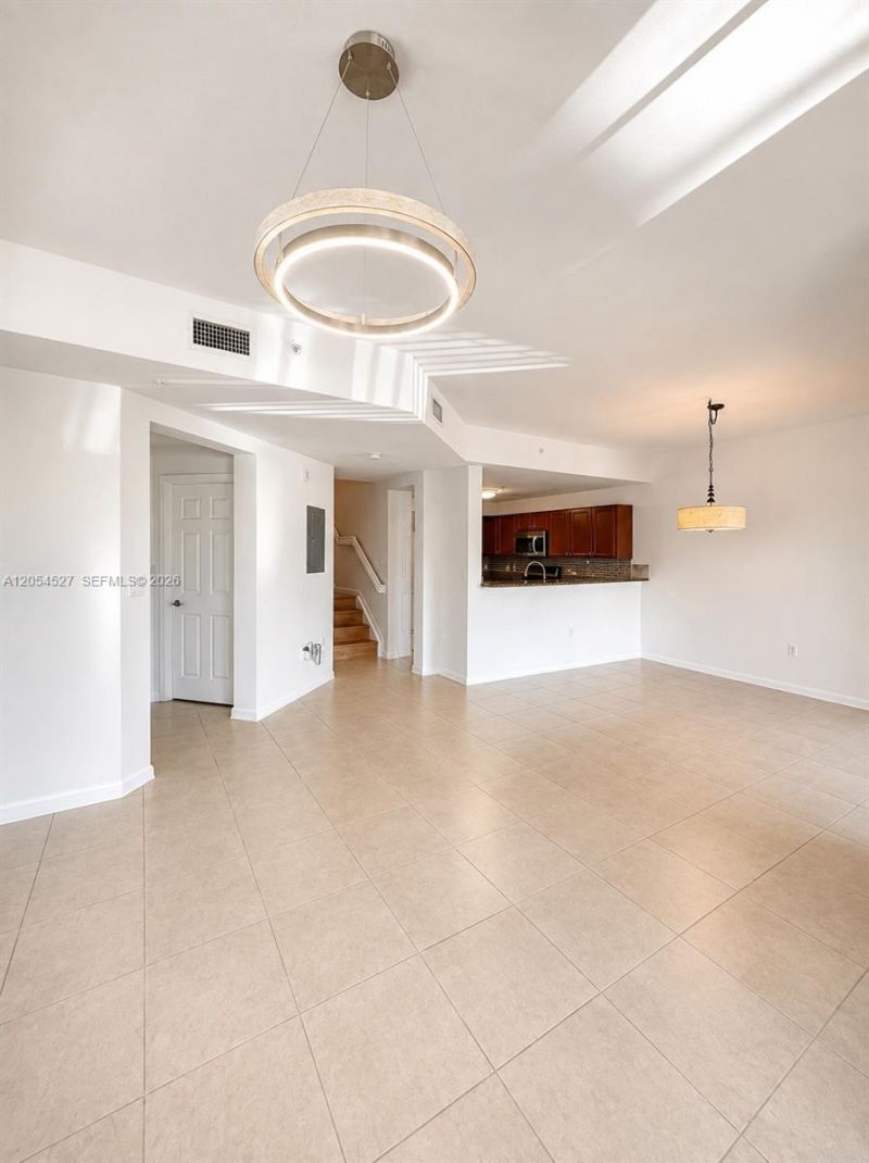 11002 NW 83rd St, Unit 213, Doral, FL 33178 Photo