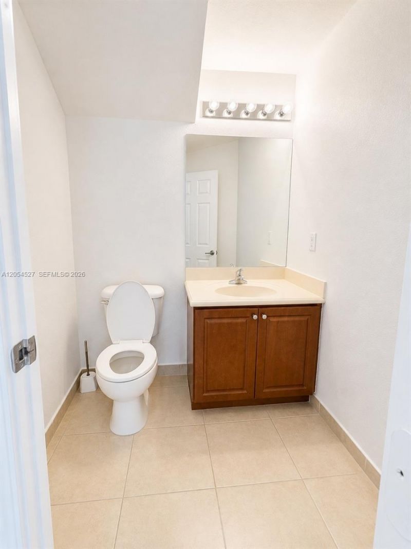 11002 NW 83rd St, Unit 213, Doral, FL 33178 Photo