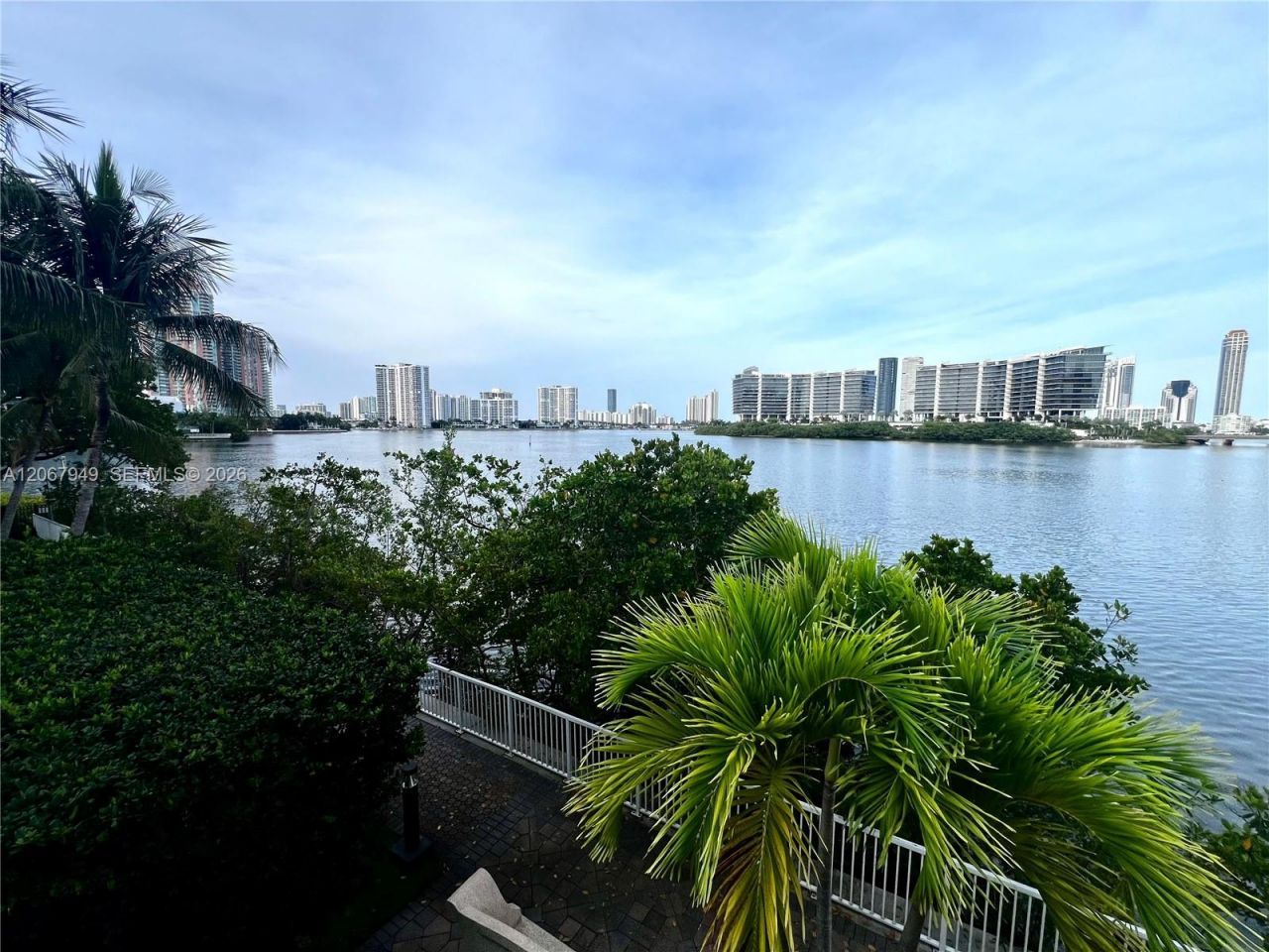 3201 NE 183rd St , Unit 2305, Aventura, FL 33160 Photo