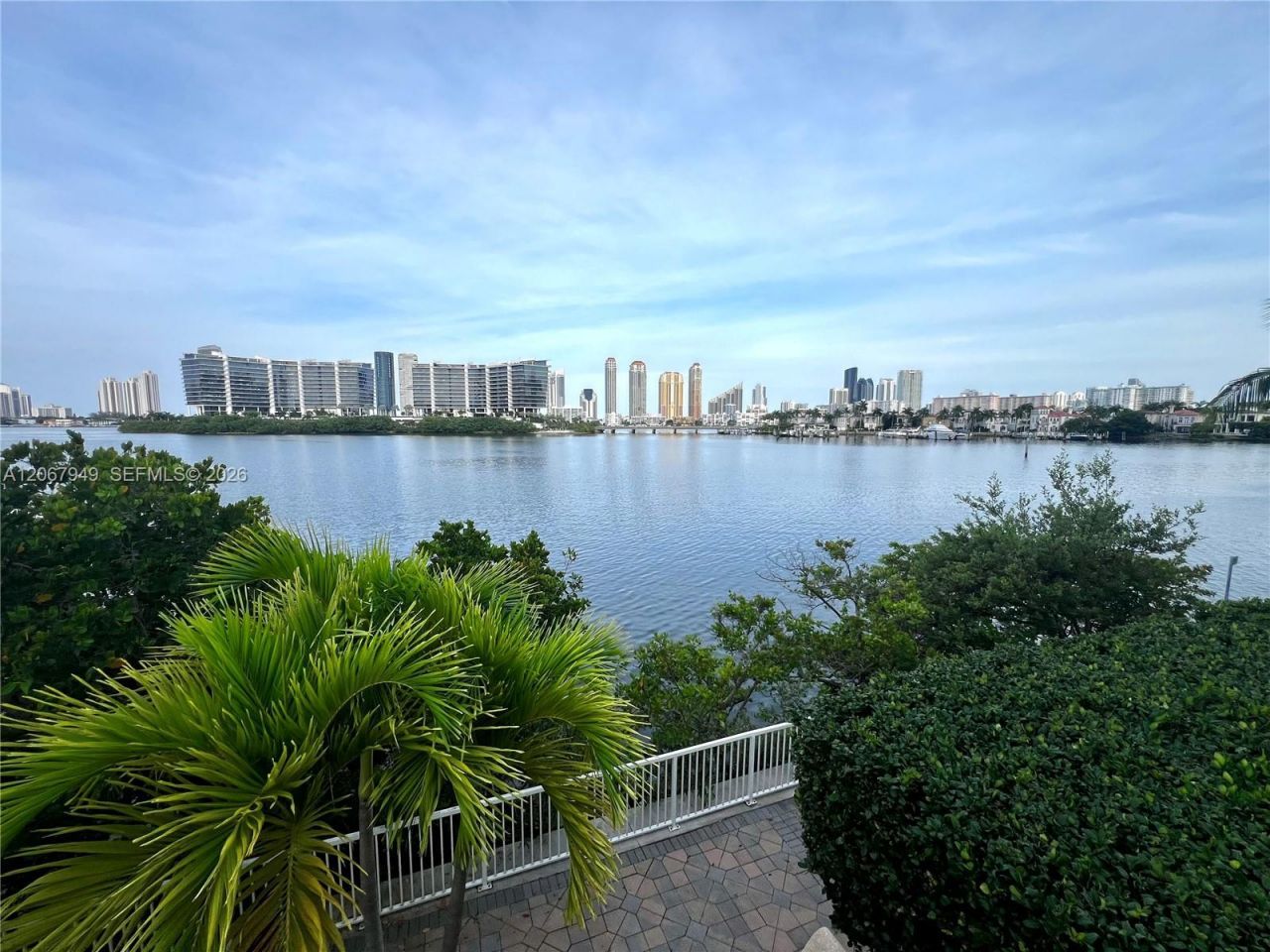 3201 NE 183rd St , Unit 2305, Aventura, FL 33160 Photo