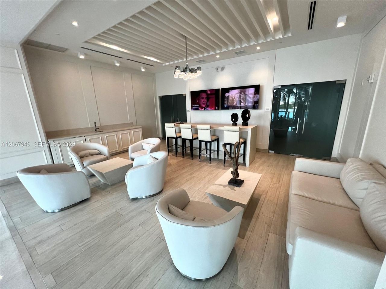 3201 NE 183rd St , Unit 2305, Aventura, FL 33160 Photo