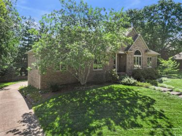 2317 Shannawood Drive, Lexington, KY 40513