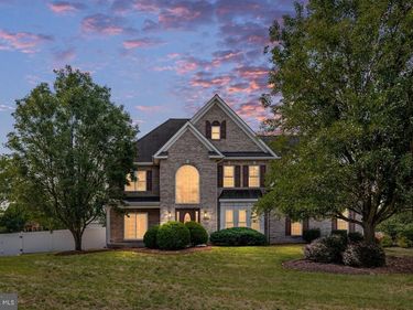 223 FAIRFIELD DRIVE, WINCHESTER, VA 22602