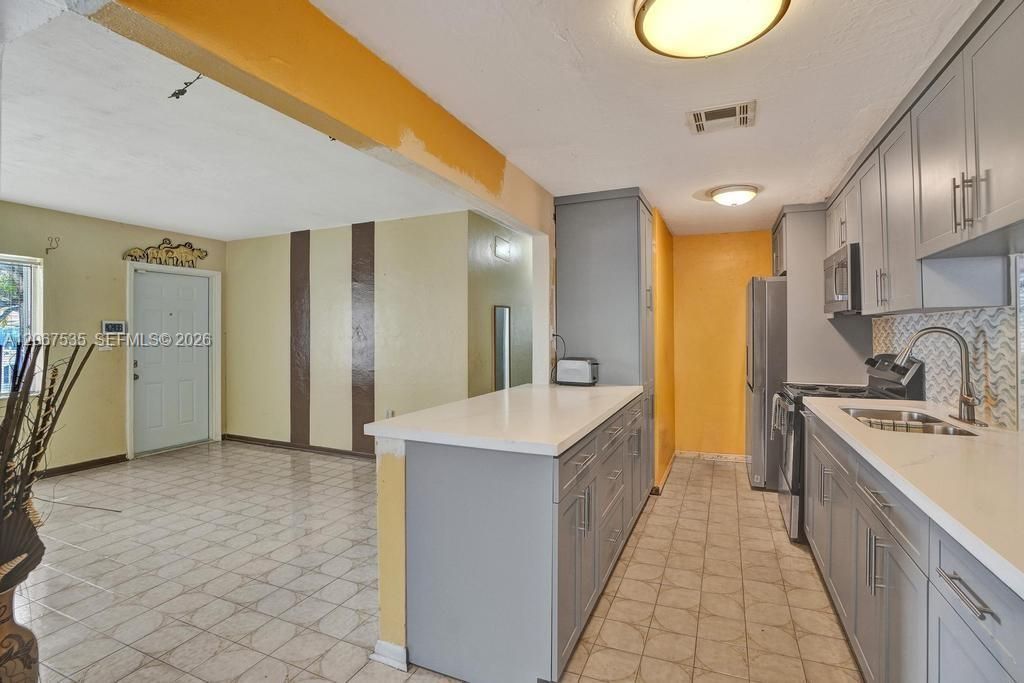 16520 NW 18th Ave, Miami Gardens, FL 33054 Photo