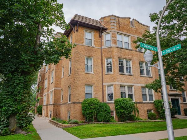 2306 W Jarvis Street , Unit 1, Chicago, IL 60645