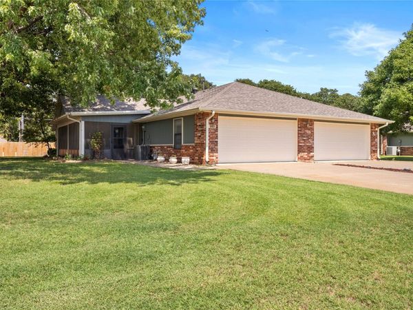 114679 S 4172 Circle , Unit 149, Eufaula, OK 74432