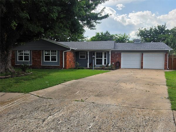 10703 E 16th Place E, Tulsa, OK 74128