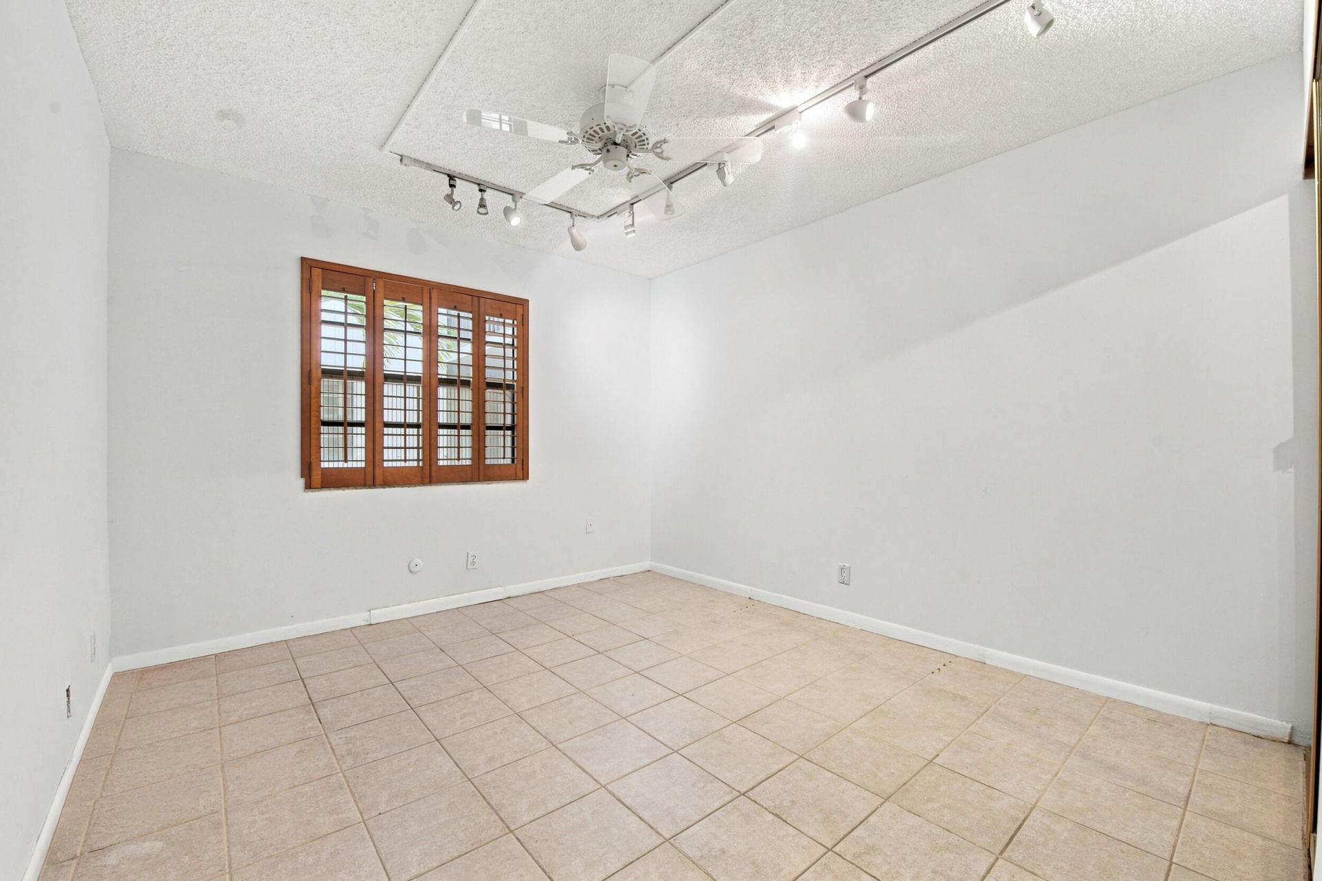 448 Piedmont J, Unit 448, Delray Beach, FL 33484 Photo