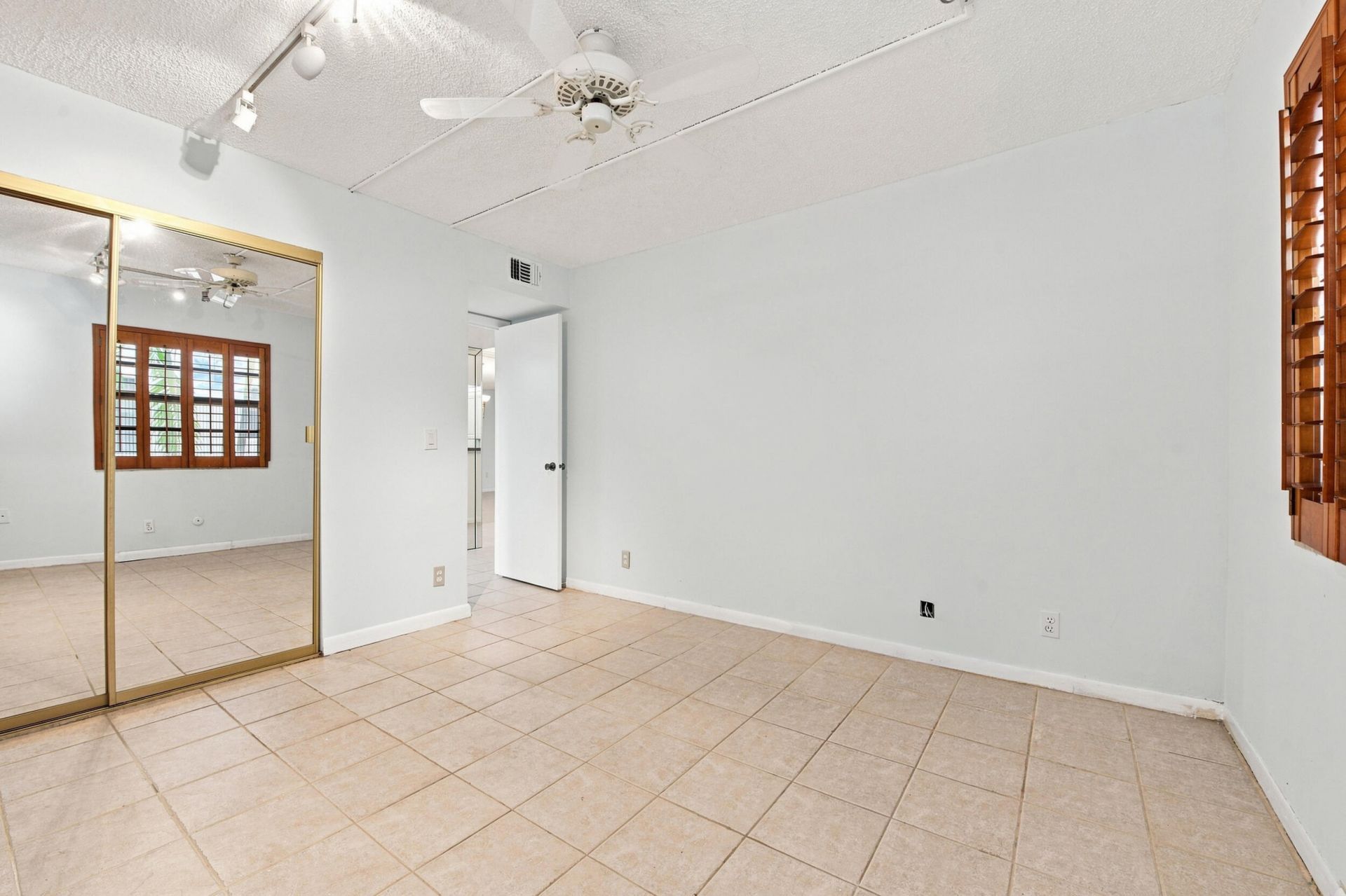 448 Piedmont J, Unit 448, Delray Beach, FL 33484 Photo