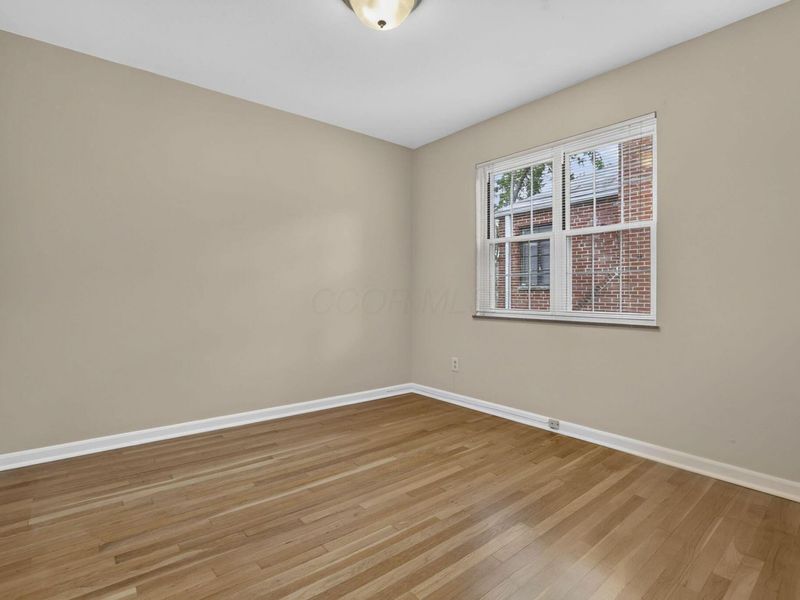 802 Kenwick Road, Columbus, OH 43209 Photo 24