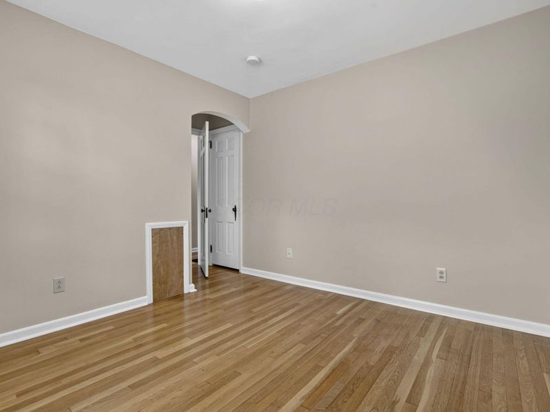 802 Kenwick Road, Columbus, OH 43209 Photo 25